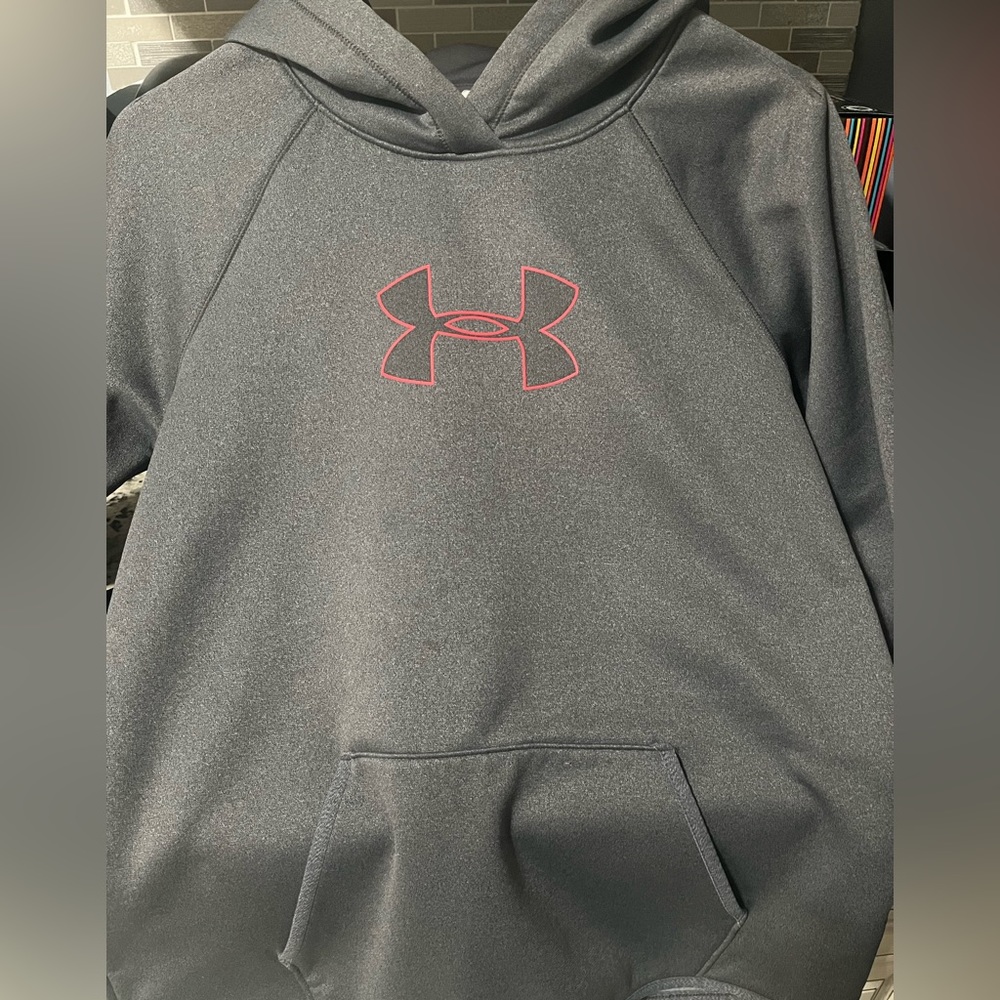 Gently used Under Armour sweater